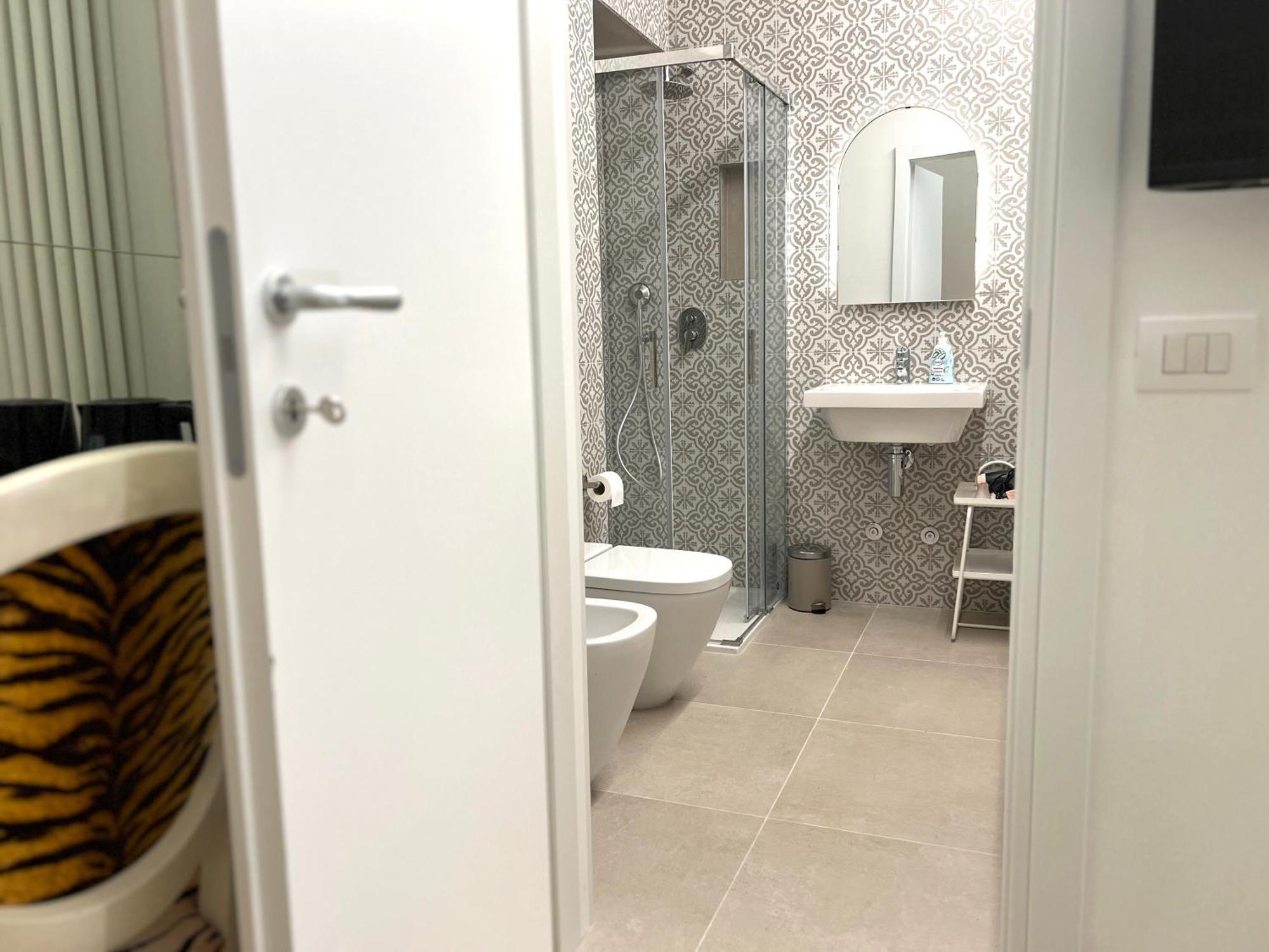 Mercadante Suite Central City Милан Экстерьер фото