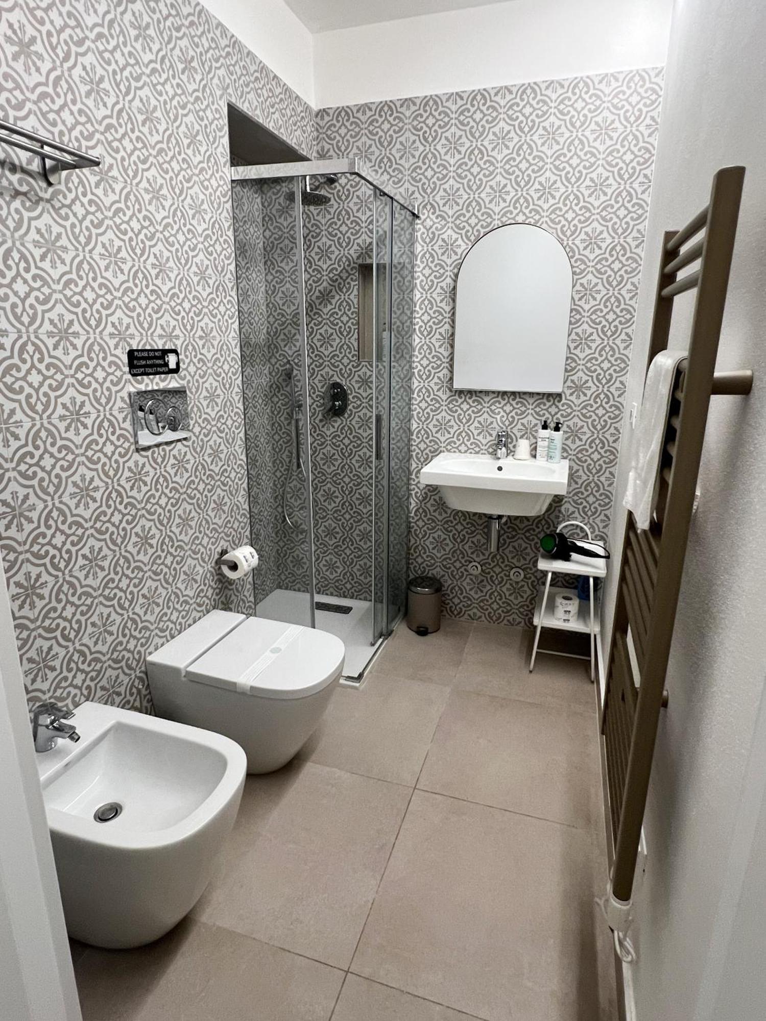 Mercadante Suite Central City Милан Экстерьер фото